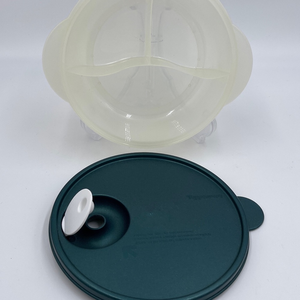 Tupperware Divided Clear Microwave Bowl w/ Vented Blue Lid 7.5" 3859A-1